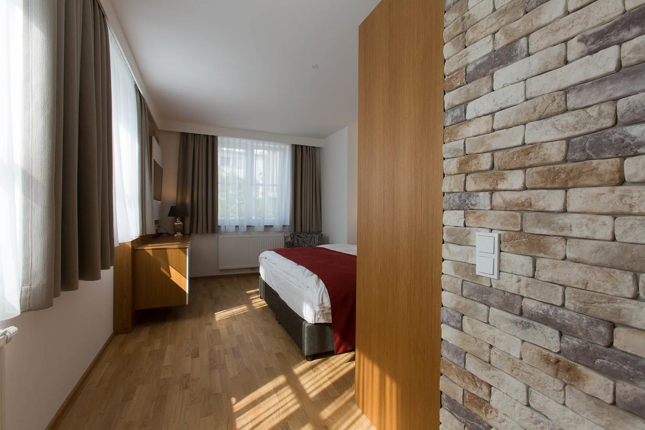 Hotel Am Schrannenplatz Memmingen Ngoại thất bức ảnh